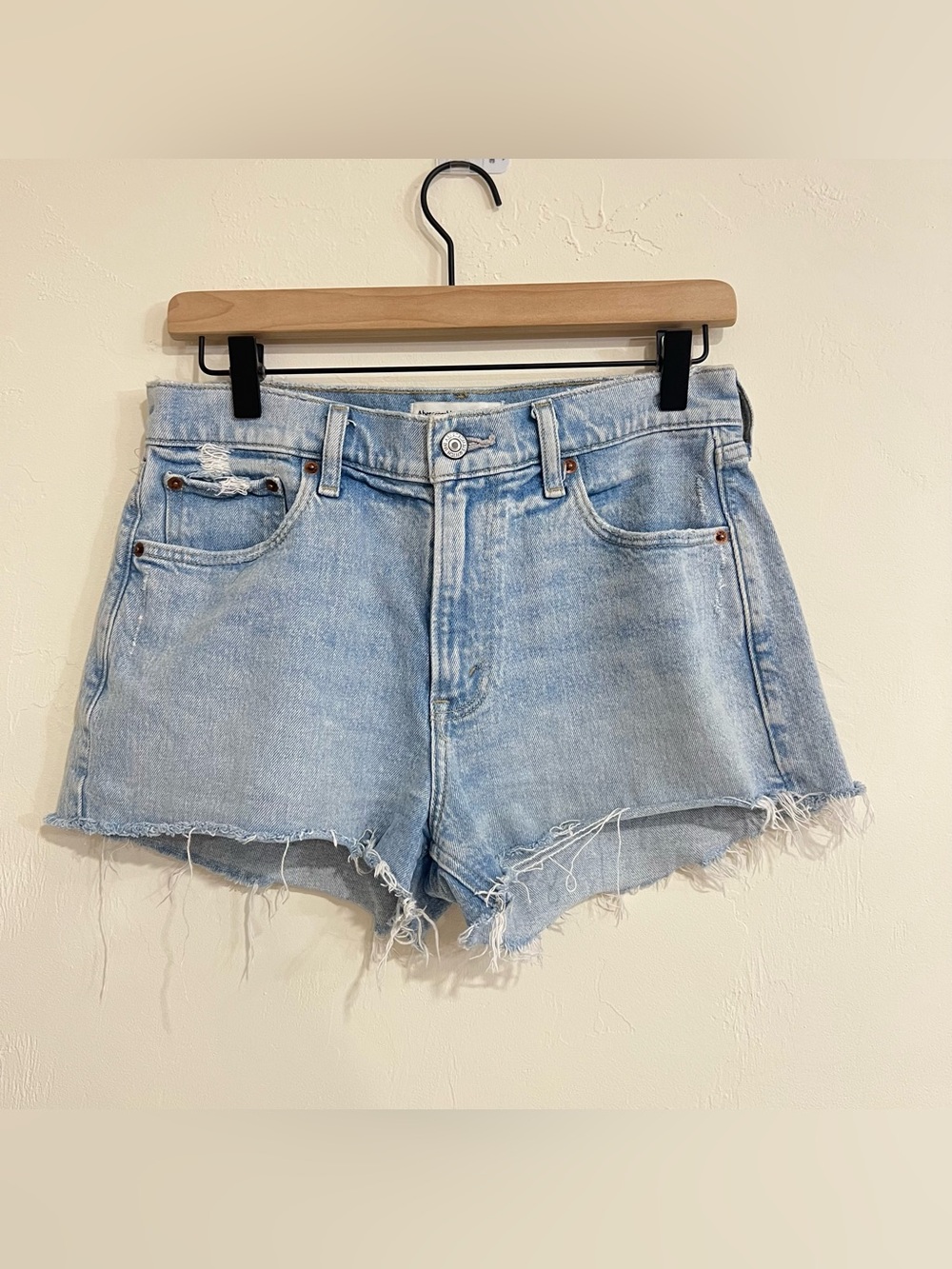 Abercrombie & Fitch The Mom Short Mid Rise Raw Hem Sz 27 4 Summer Beach Classic